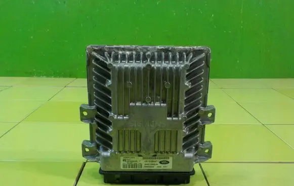 Land Rover Range Rover Sport L320 Engine control unit/module 8H4Q12A650AA XP245