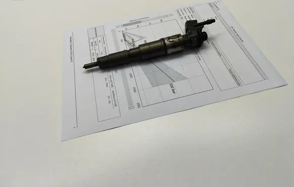Fuel injector