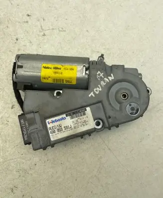 Volkswagen Touran I Sunroof motor/actuator 4B0959591J 1712080