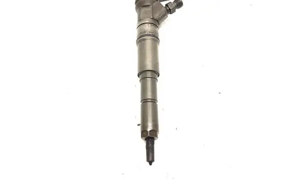BMW 5 E60 E61 Fuel injectors set 7794652