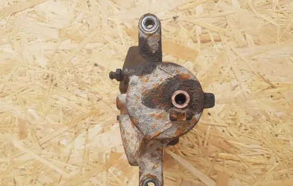 Nissan Almera Tino Front brake caliper