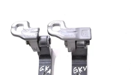 Volvo V40 Rear door lower hinge A046572