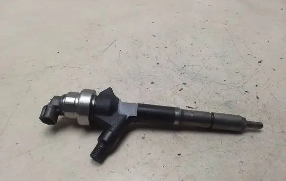 Opel Zafira B Fuel injector 8973762703 10L29205