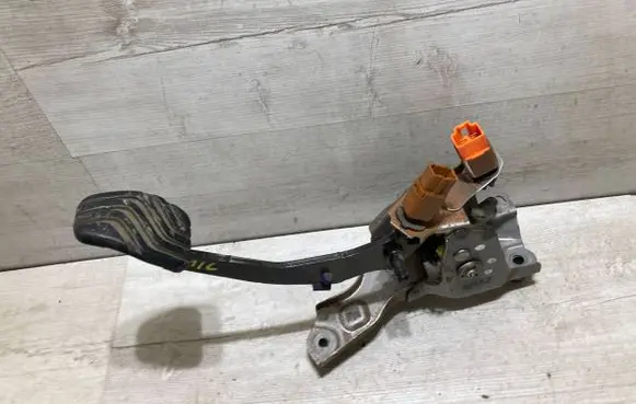 Nissan Micra K14 Clutch pedal hi6a2