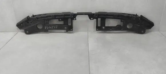 Mazda 3 III Front bumper upper radiator grill BHN150717
