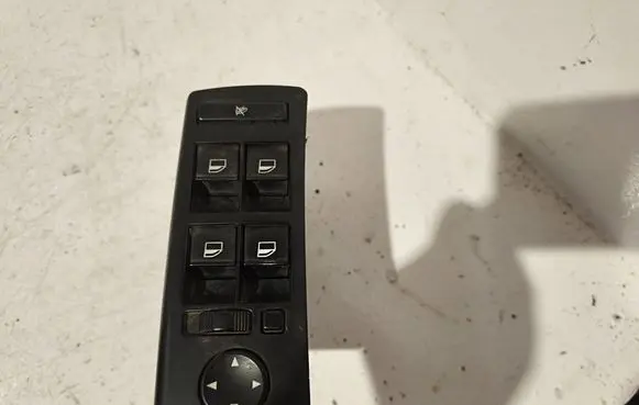 BMW X5 E53 Electric window control switch 6925696