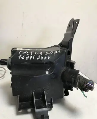 Citroen C4 Cactus Fuse module 9832881080