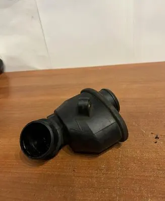 Mercedes-Benz C W202 Intake resonator A6110981207 D4820