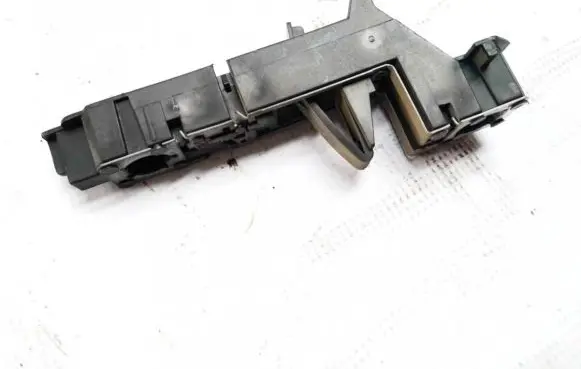 Volvo S70 V70 V70 XC Tail light bulb cover holder volvo2235