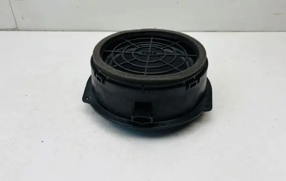 Audi Q3 8U Rear door speaker 8R0035411