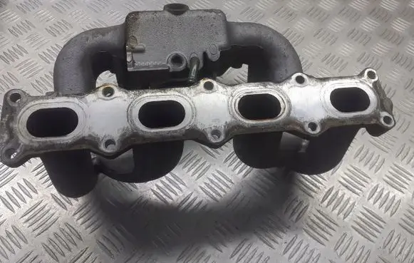 Suzuki Liana Intake manifold