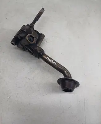 Audi 80 90 S2 B4 Oil pump 