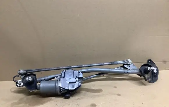 Front wiper linkage and motor