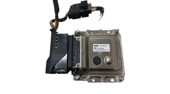 BMW 5 F10 F11 Other control units/modules 7390996 002000000 0281030822