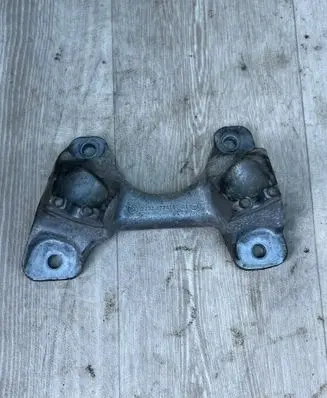 BMW 3 E92 E93 Gearbox mounting bracket 6774105 22326774105