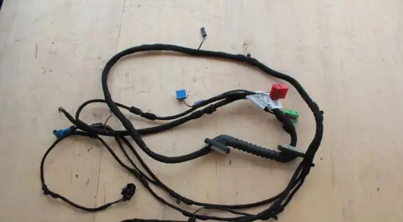Volkswagen Touareg II Tailgate/trunk wiring harness 7P6971148BF 7P6971148BP