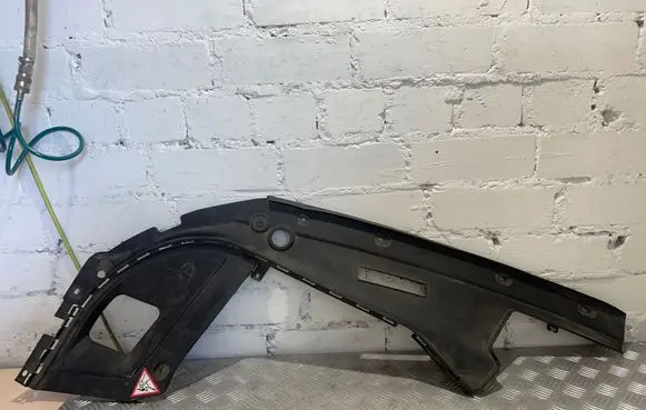 BMW 5 GT F07 other engine part 7042984