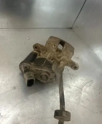 Audi A6 S6 C6 4F Rear brake caliper