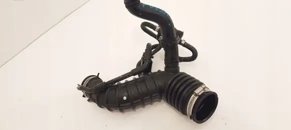 Nissan Pulsar Air intake hose/pipe