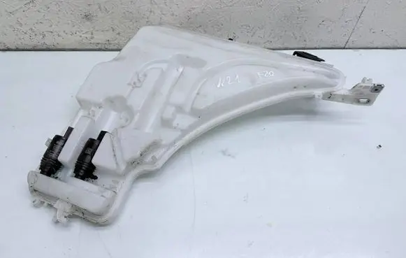 BMW 1 F20 F21 Windshield washer fluid reservoir/tank 7241673 7345844 7345885