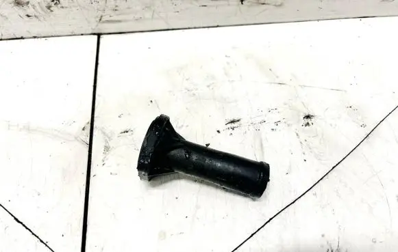 Skoda Octavia Mk1 (1U) Engine coolant pipe/hose