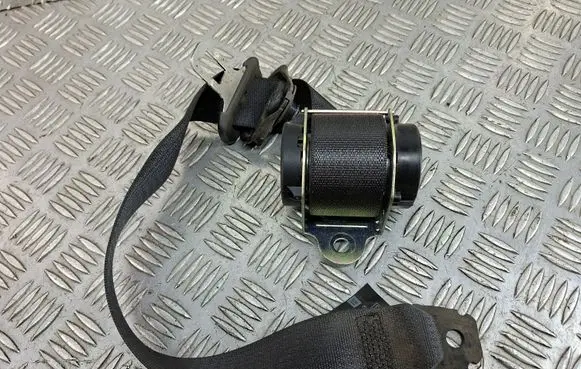 Opel Zafira B Rear seatbelt 602592500