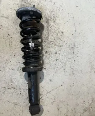 BMW 6 F12 F13 Rear shock absorber with coil spring 6777211