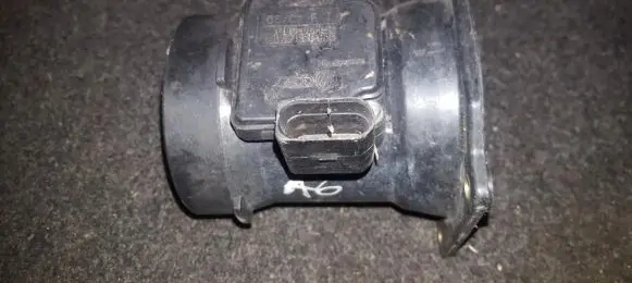 Audi A6 S6 C5 4B Mass air flow meter 078133471e afh7008d