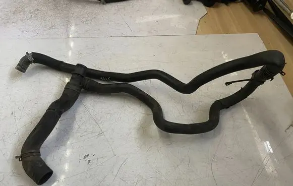 Ford Transit Engine coolant pipe/hose 