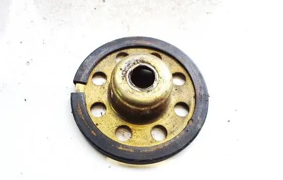 Volkswagen Golf II Front coil spring rubber mount 