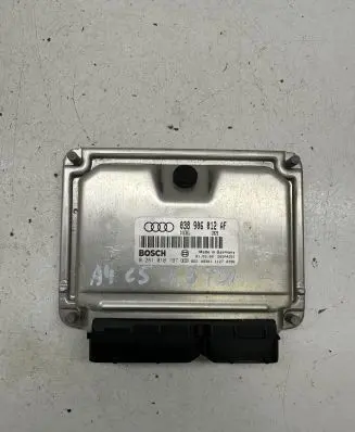 Audi A4 S4 B5 8D Engine control unit/module 038906012AF 0281010197