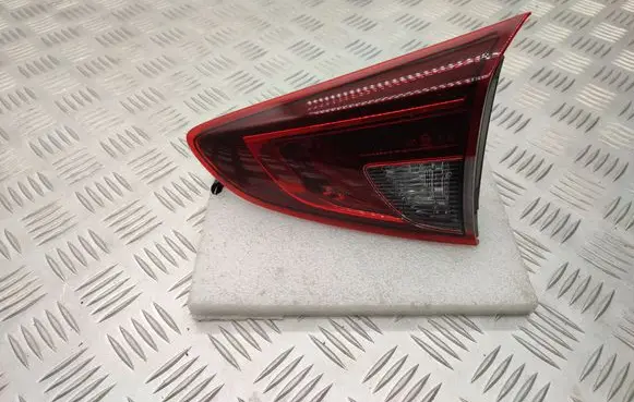 Mazda 2 Tailgate rear/tail lights D43N513F0