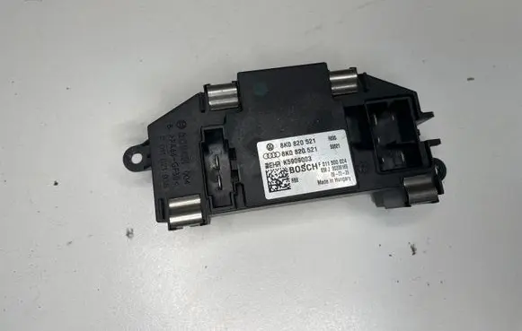Audi A5 8T 8F Heater blower motor/fan resistor 8K0820521