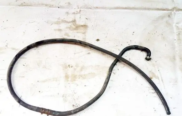 Volvo XC90 Engine coolant pipe/hose