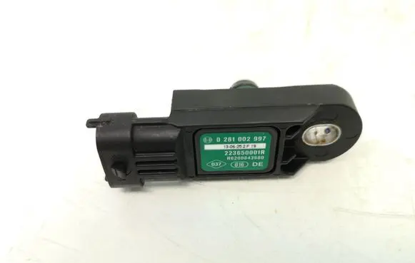 Renault Megane III Air pressure sensor 223650001R 0281002997 H8200843680