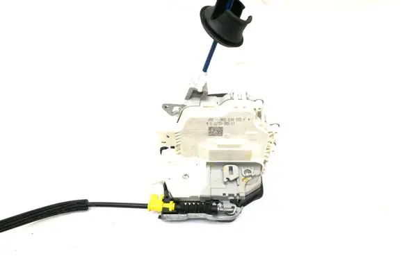 Audi A8 S8 D4 4H Rear door lock 8K0839015F
