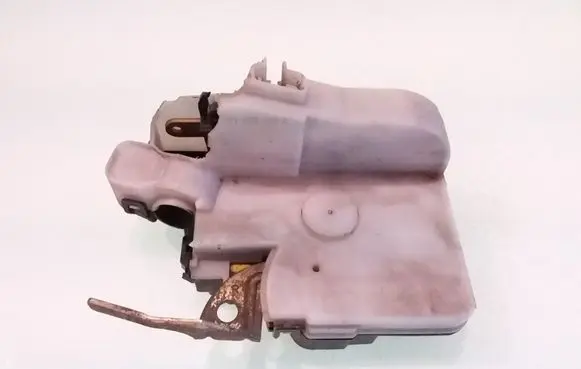 Volkswagen Caddy Front door lock 6K1837016G
