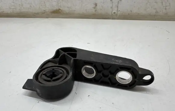 BMW 3 G20 G21 Radiator support slam panel bracket 7457052