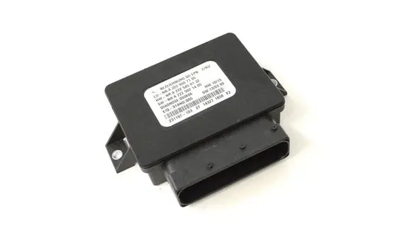 Peugeot 5008 Rear brake EMF control unit/module A2225450132 A2229021405