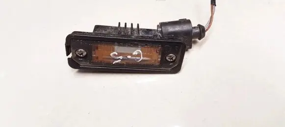 Volkswagen Golf V Number plate light 1J6943021B