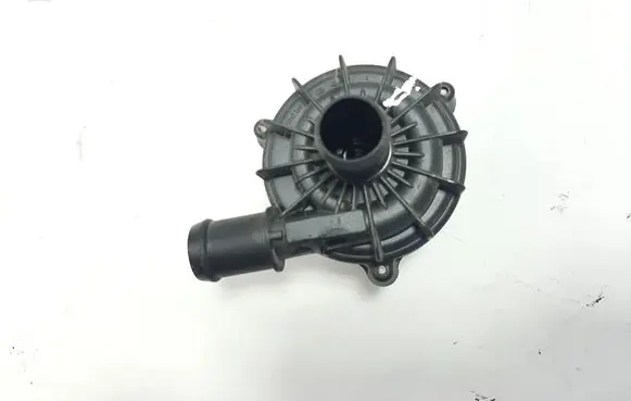 Volkswagen ID.3 Electric auxiliary coolant/water pump 1EA965567L