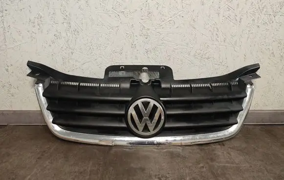 Volkswagen Touran I Front grill 1T0853601