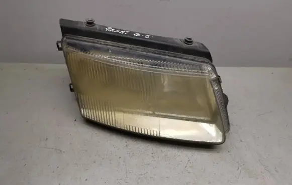 Volkswagen PASSAT B5 Headlight/headlamp 