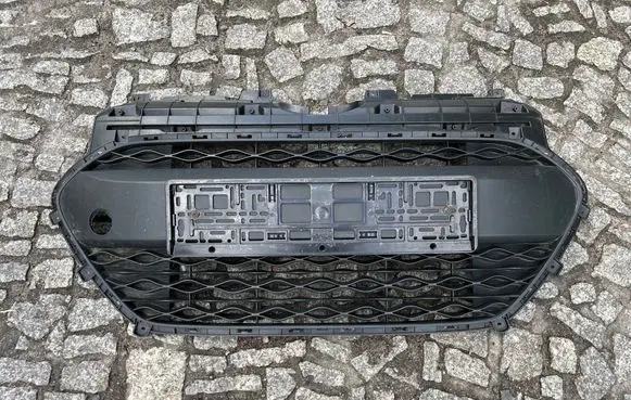 Hyundai i10 Front bumper upper radiator grill 86569B9000