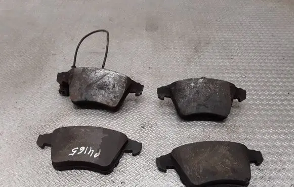 Volkswagen Touareg I Brake pads (front) 