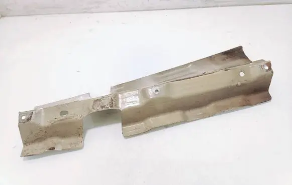 Skoda Octavia Mk2 (1Z) Fender mounting bracket 1z0821161l