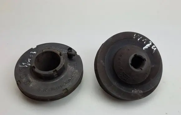 Audi Q5 SQ5 Rear coil spring rubber mount 8K0512297E 4G0512149