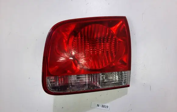 Volkswagen Touareg I Tailgate rear/tail lights