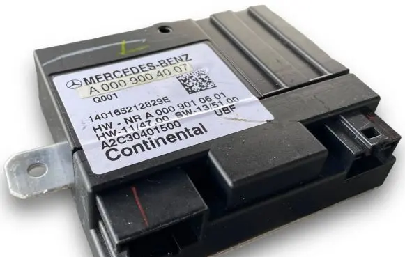 Mercedes-Benz C W205 Fuel injection pump control unit/module A0009004007