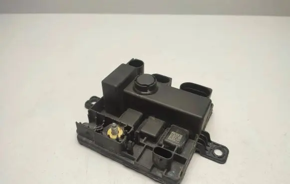 BMW 3 F30 F35 F31 Power management control unit 12637591534